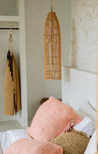 Download image to view Gallery, Rottinkinen korkea Boho -varjostin