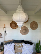 Download image to view Gallery, Marokkolainen valkoinen lyhty