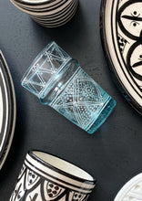 Download image to view Gallery, Kuvioitu juomalasisetti 6kpl