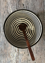 Download image to view Gallery, Pieni keramiikkakulho