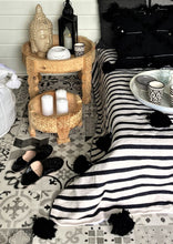 Download image to view Gallery, Marokkolaiset Chakki-pöydät